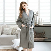 Серая женщина