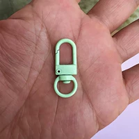 Светло-зеленый