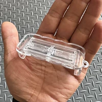 Волновые канавки блестят