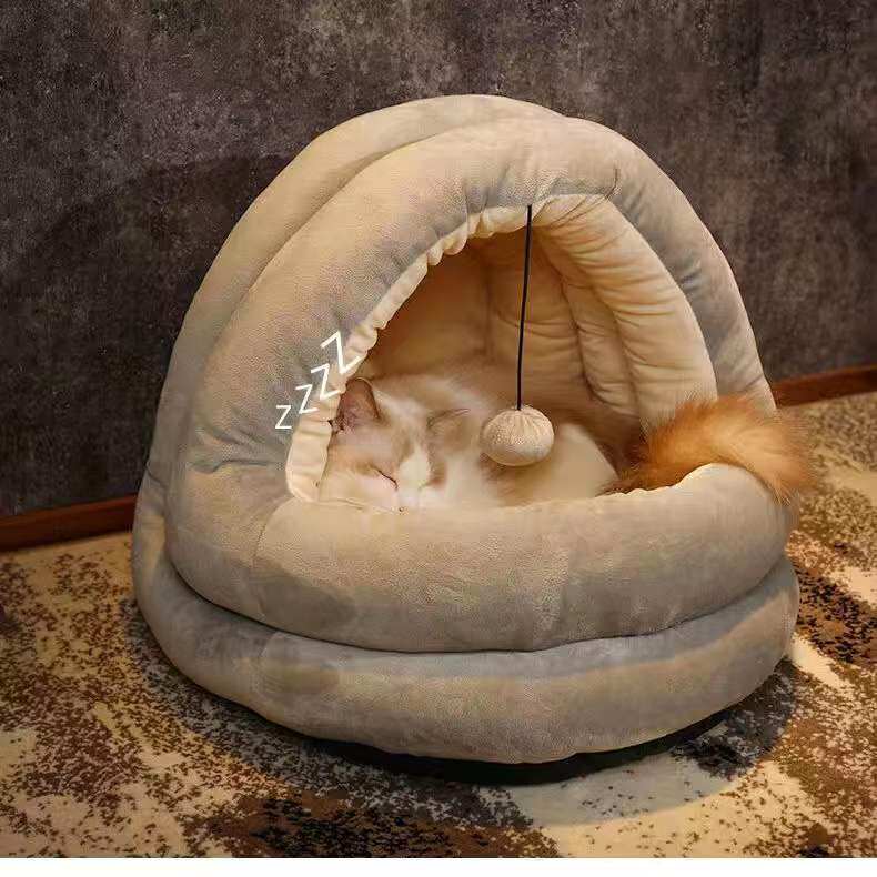 Large cat's nest