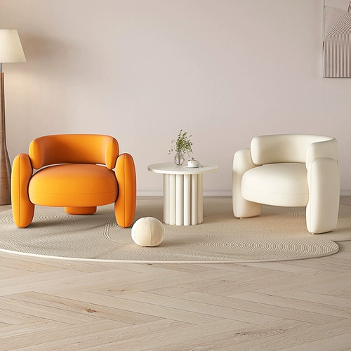 Интернет -знаменитость одиночного председателя по гостевой зоне стола переговоров о переговорах и магазинах комбинированных председателей и магазинов досуга