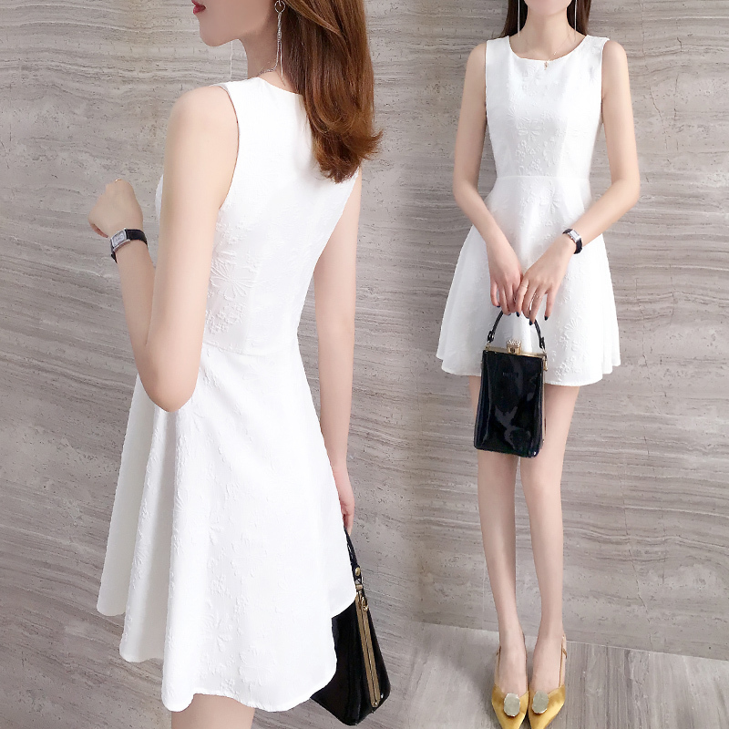 High-End White Sleeveless Dress with a Cinched Waist, Summer Classy French Style Niche Short Vest Dress for Women High-End White Sleeveless Dress with a Cinched Waist, Summer Classy French Style Niche Short Vest Dress for Women