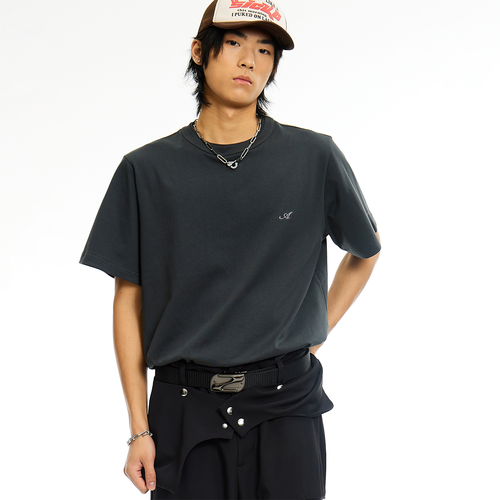 ARCH BY ROARINGWILD Roaring Beast ダークグレー ダブルリブ 刺繍ロゴ 半袖Tシャツ