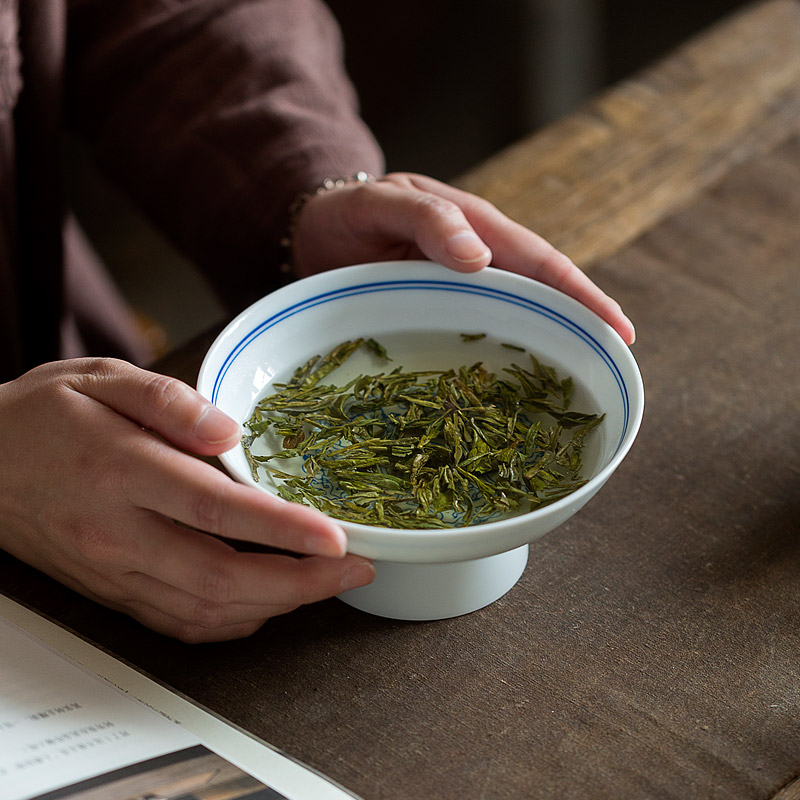 Don difference up watching a tea bowl ceramic disc dry tea tray of fruit nut plate deep blue double xiangyun tea fruit tray