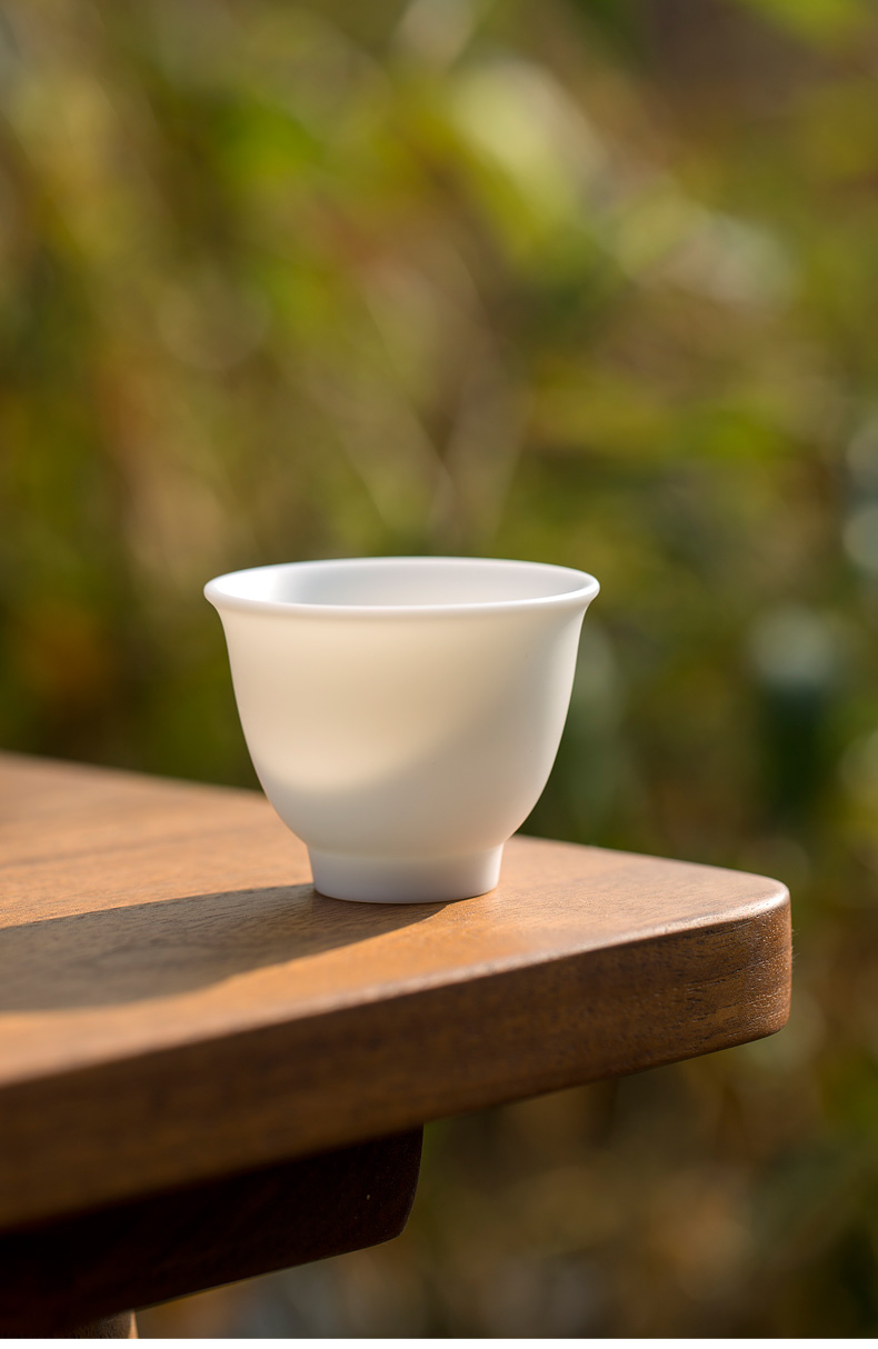 Tang's white porcelain crack cup cup ceramic glass vehicle travel is suing the home portable bag tea set