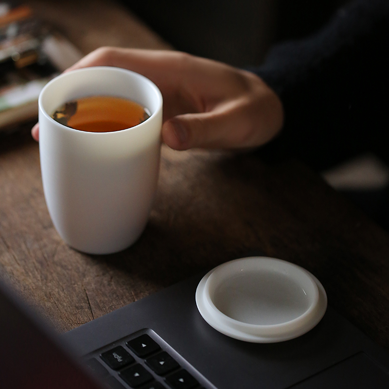 Don difference up suet jade white porcelain office ceramic tea cup water in a cup with cover men 's and women' s individual cup of the teacher 's day gifts