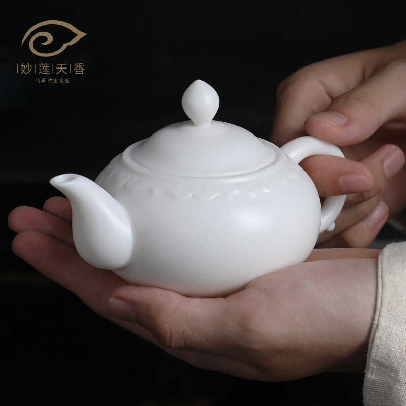 Magic lotus days Chancerized white porcelain teapot tea handmade goat fat jade utiliturg tea with ceramic filter single pot large number