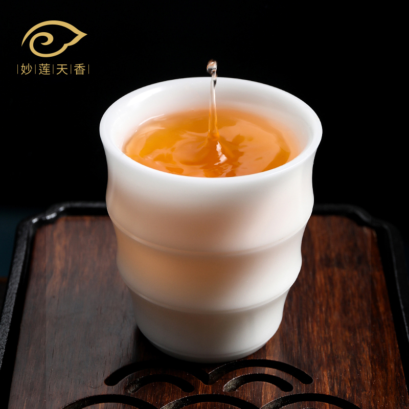 Inexplician Sky Balsamic Goat Fat Jade Master's Cup High-end Ceramic Pure Hand Pulled Tea Cup Single Cup Tasting Cup Big