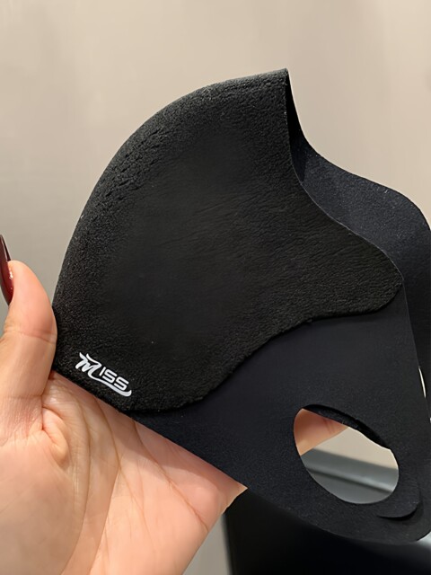 Warm Face Mask for Women, Stylish and Thickened for Autumn and Winter, Windproof and Cold-Resistant, Suitable for Outdoor Cycling, Washable
