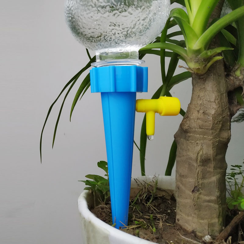 Automatic flower watering device lazy person watering flower artifact plastic dripper drip irrigation waterer seepager timing adjustment watering flowers