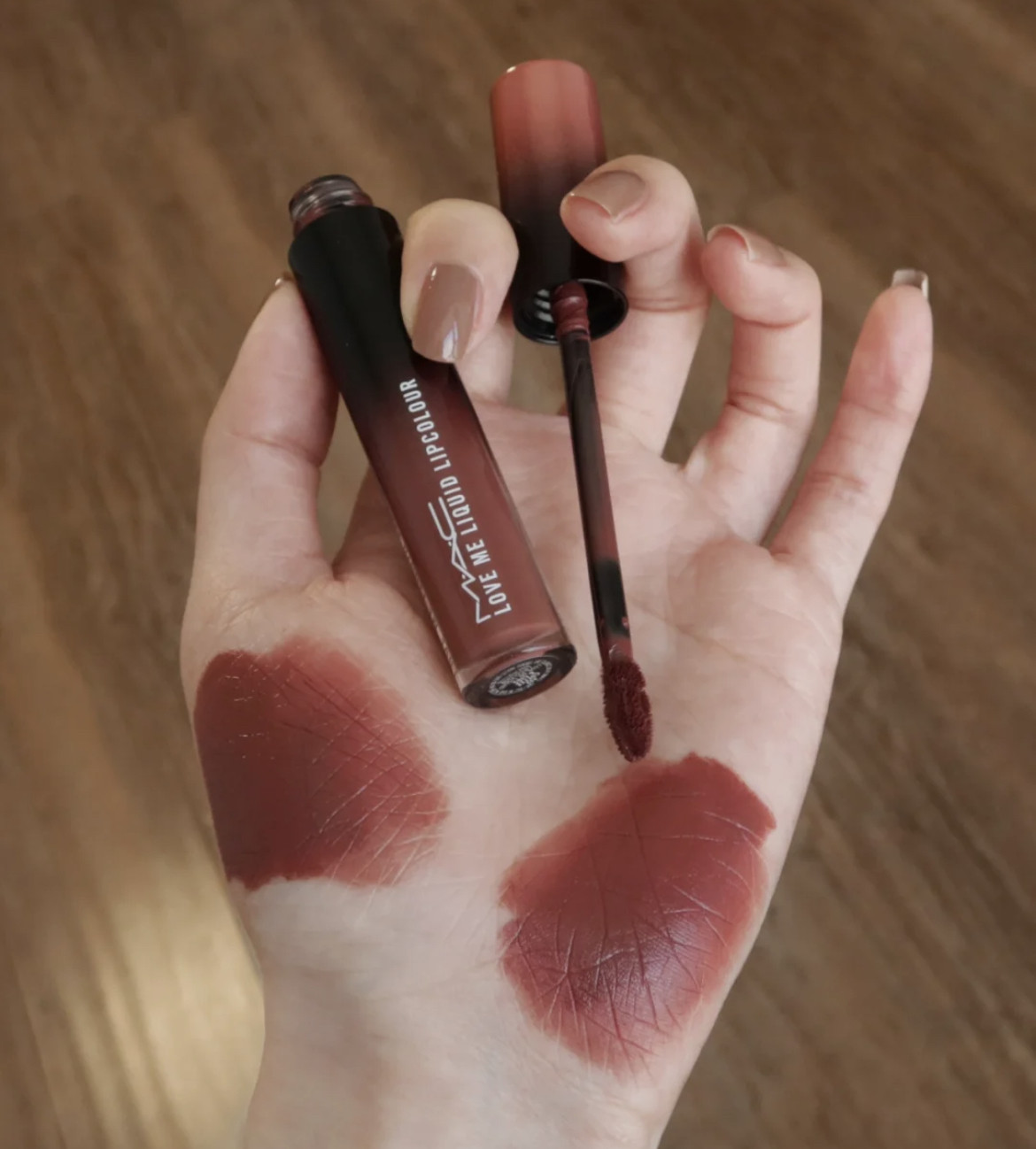 Burnt Burnt home MAC Phantom can be brand new Mist Light Cupid Lip Glazed Love Me gradient lip glaze 