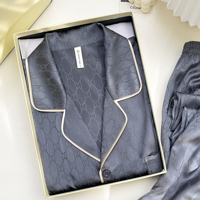 Pajamas for Men, Summer Ice Silk Short-Sleeved Long Pants and Shorts Three-Piece Set, Men's Silk High-End Home Wear Gift Box Set