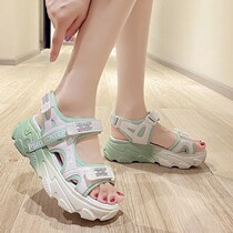 Hot Air Mesh Red Pine Pastry Sandals Fairy Wind 2022 Summer New Korean Version 100 Hitch Magic Sticker Thick Bottom Student Sports Sand