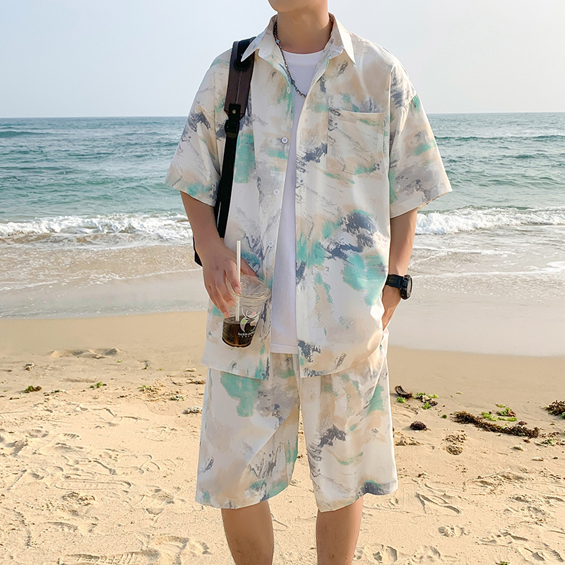 Floral Shirt for Men, Short-Sleeved, Suitable for Travel to Sanya, Men's Hawaiian Beach Vacation Outfit, Suitable for Going into the Water, Ice Silk Beach Set