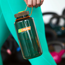 American Le Gene sports cup large capacity student portable simple handy cup with lid Safe and durable outdoor