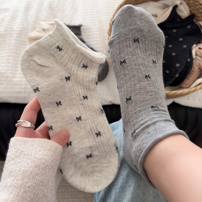Gray Low-Cut Short Socks for Women, Summer Thin Style, Pure Cotton Mesh, Breathable, Sweat-Absorbent, Sweet Bow, Relaxed Rolled Edge Boat Socks Gray Low-Cut Short Socks for Women, Summer Thin Style, Pure Cotton Mesh, Breathable, Sweat-Absorbent, Sweet Bow, Relaxed Rolled Edge Boat Socks