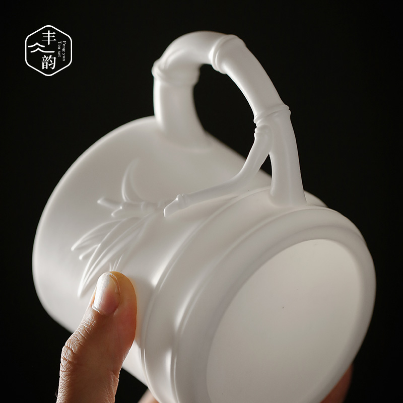 Dehua white porcelain teacup suet jade office glass ceramic tea cup and meeting the personal cup biscuit firing with the boss