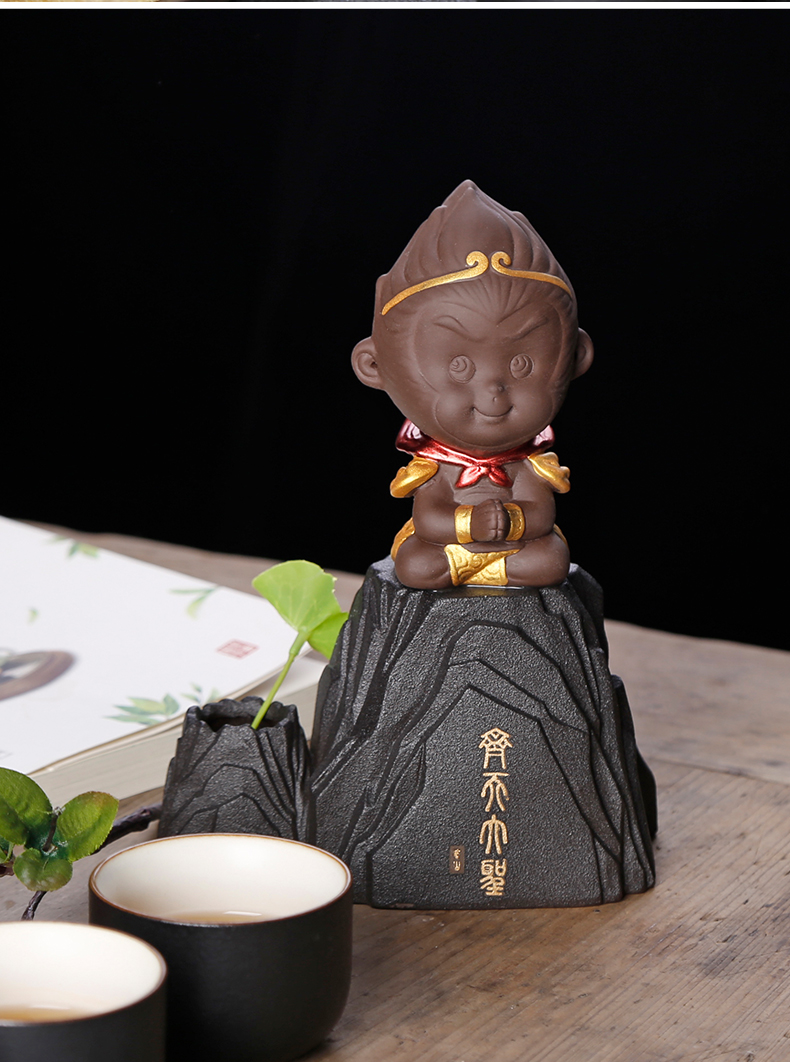 Purple sand tea pet monkey monkey King furnishing articles kung fu tea tea hydroponic insect tea play home to act the role ofing is tasted