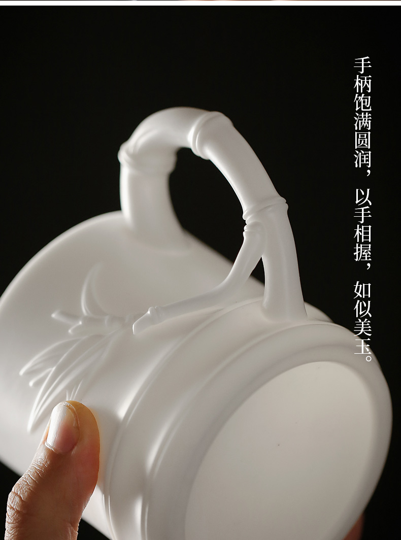 Dehua white porcelain teacup suet jade office glass ceramic tea cup and meeting the personal cup biscuit firing with the boss