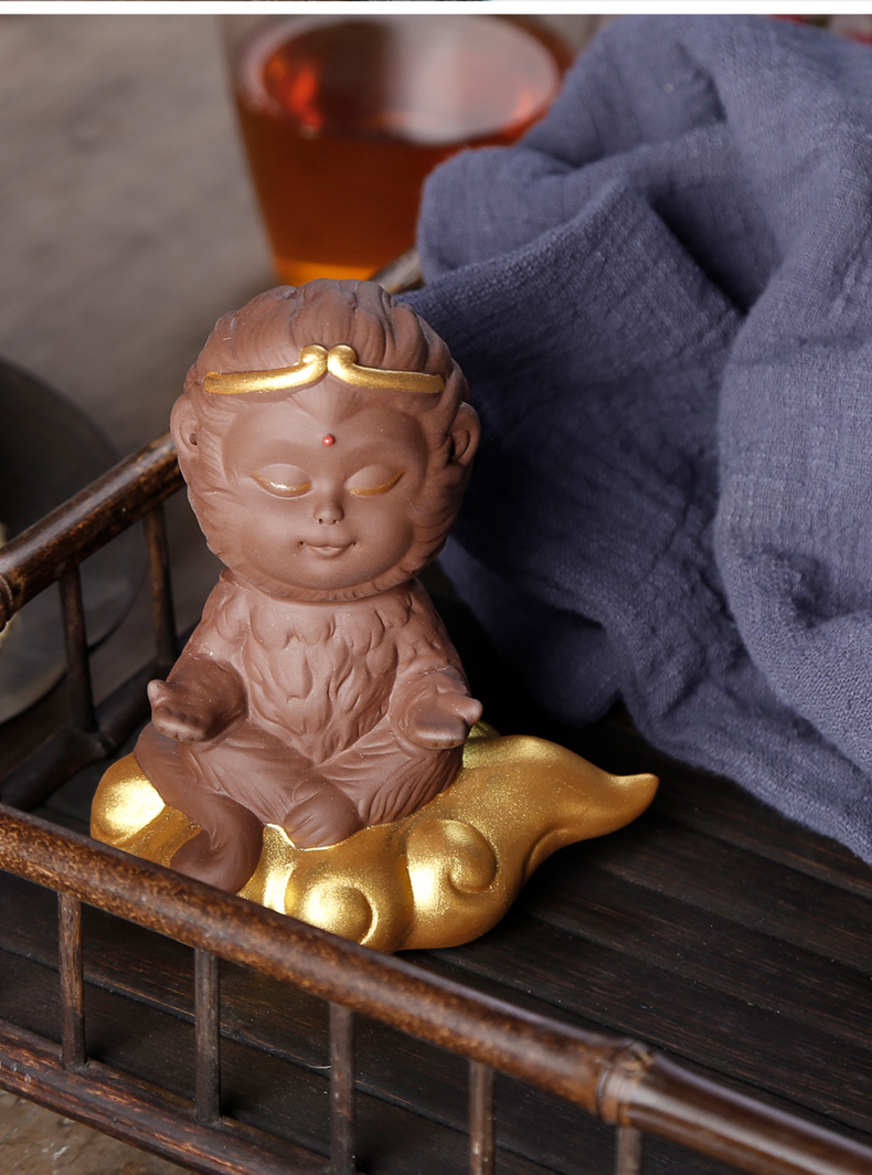 Purple sand tea pet small place, Monkey King sun wukong was lovely tea tea tea tray insect tea tea tea art decoration