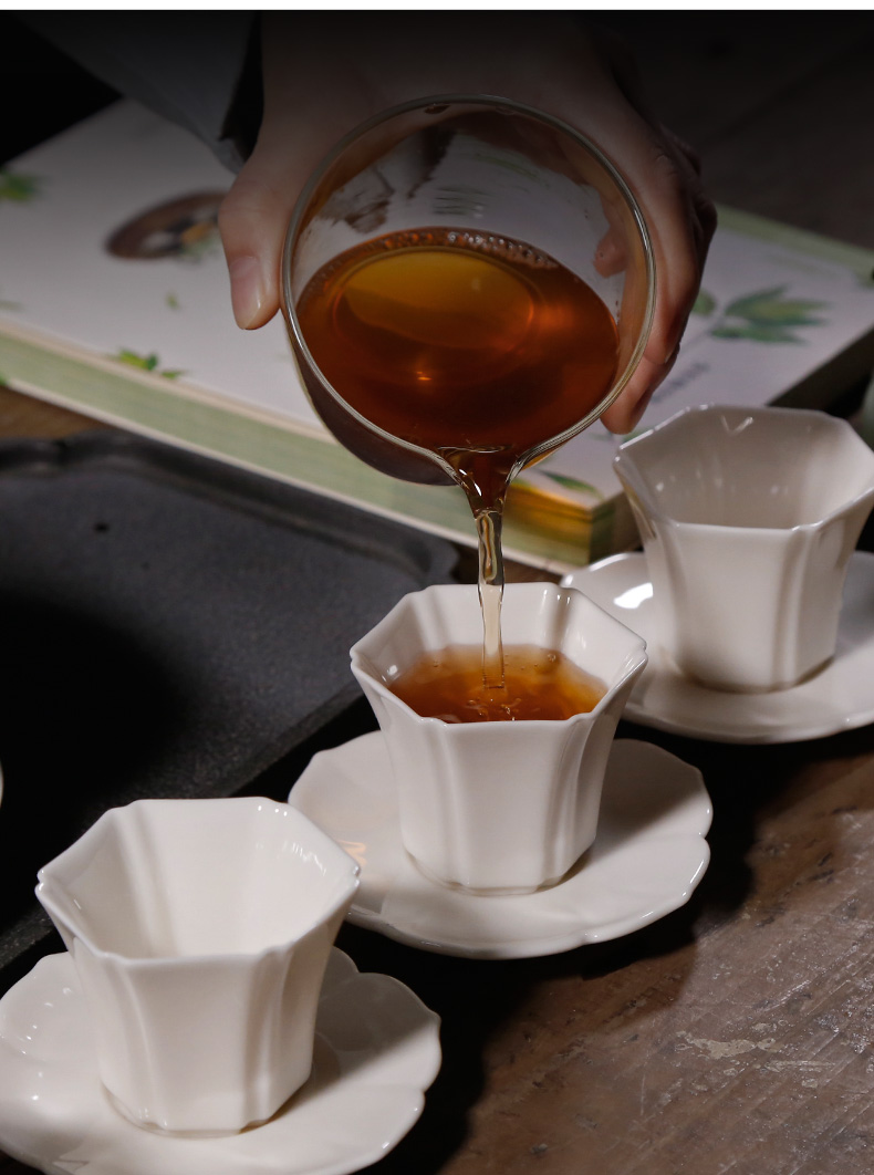 Dehua white porcelain teacup fragrance - smelling cup sample tea cup ceramic masters cup of kung fu tea pu 'er individual single cup cup mat