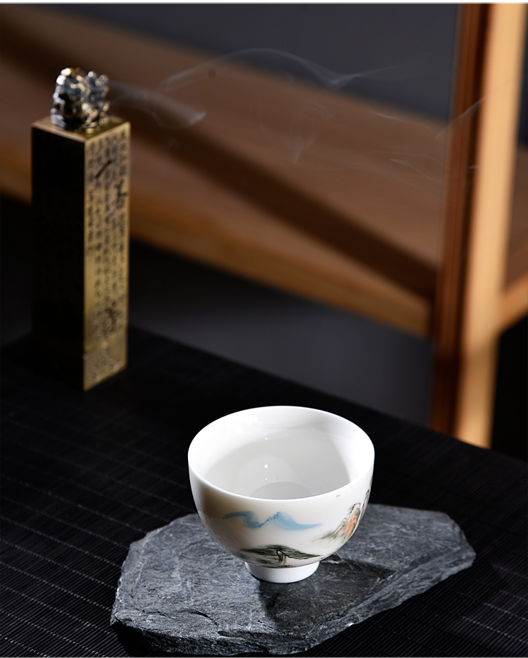 Ancient sheng up new gift boxes, hand - made scenery sample tea cup dehua white porcelain personal single CPU suet jade cup by hand