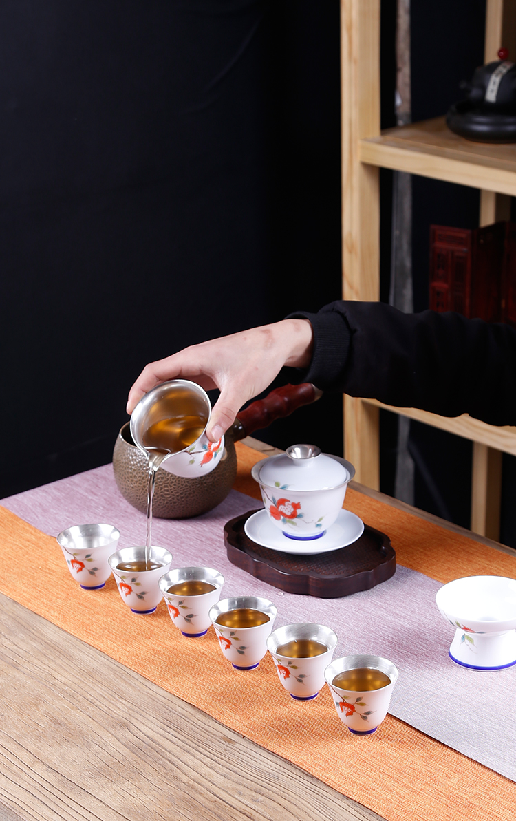 The ancient sheng up coppering. As silver tea set hand - made kung fu tea cup lid bowl of a complete set of blue and white porcelain is jingdezhen ceramics