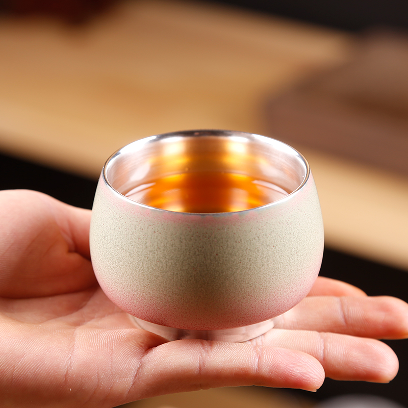 Ancient sheng up 999 sterling silver master cup single cup cup ceramic tea cup, kung fu stars to use manual coppering. As silver cup