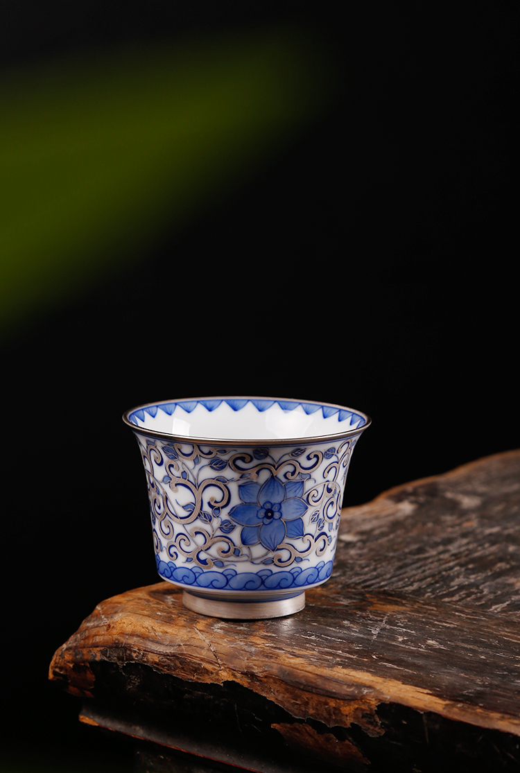 The ancient silver cup pure manual coppering. As sheng up 999 sterling silver master cup with silver blue cup of jingdezhen ceramic cup