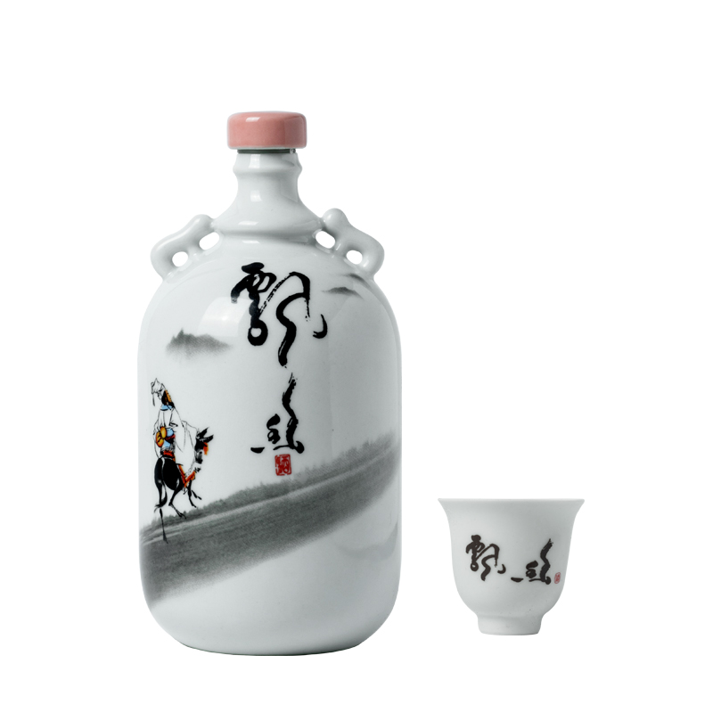 Jingdezhen manual 1 catty ceramic wine bottle is empty jars creative gift box with the cup set the wind restoring ancient ways with a gift