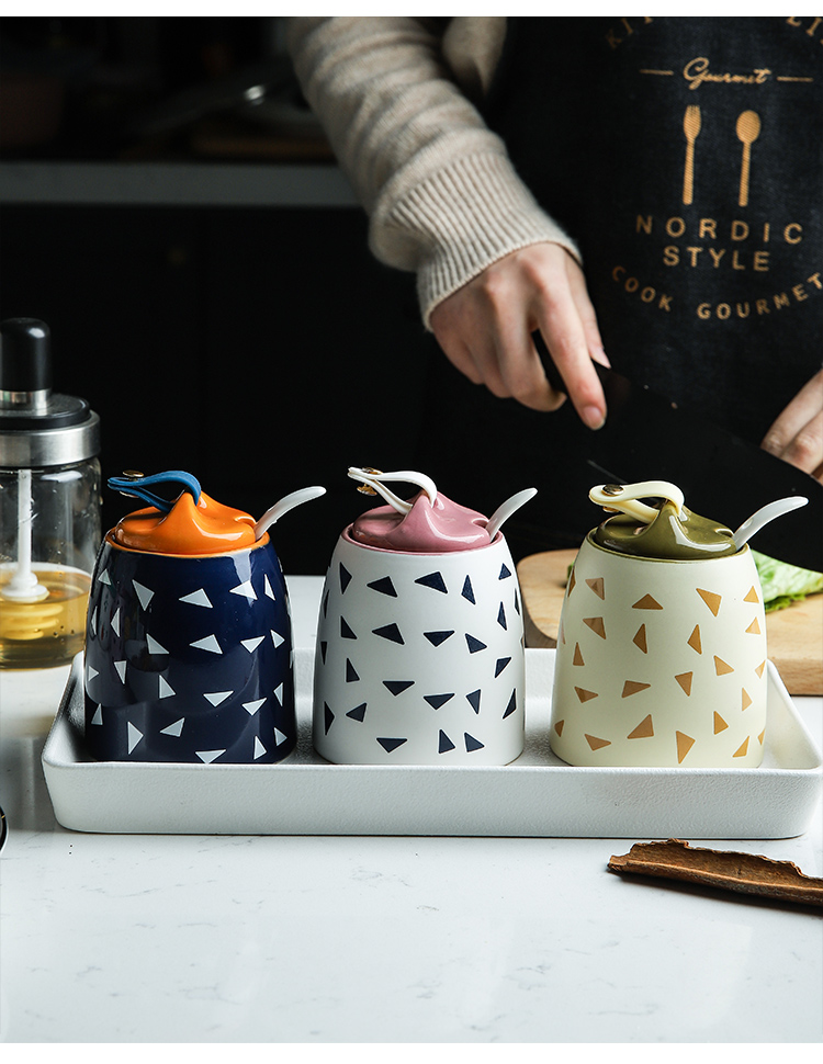 Shed in creative lovely ceramic seasoning sauce pot seasoning box restaurant kitchen salt tank ceramic pepper pot