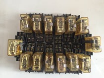 Original idec Izumi relay RY22S-L 200VAC foot seat SY2S-05B