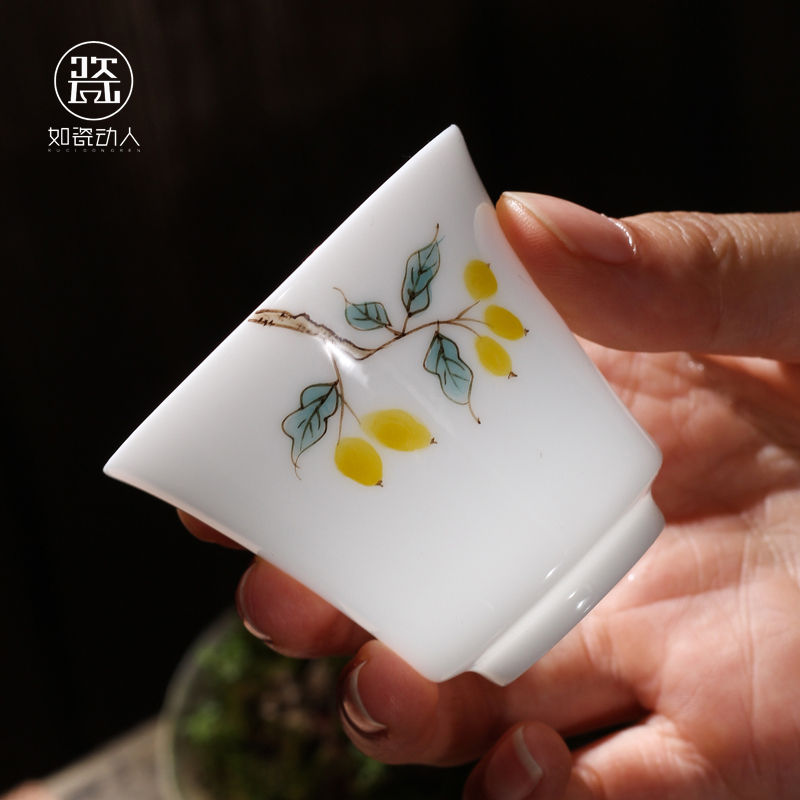 Hand - made teacup thin body white porcelain ceramic masters cup sample tea cup blue and white porcelain tea light household kung fu tea set