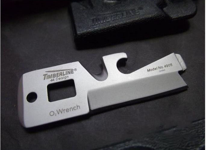 Outdoor Hiking Travel Multi-Function Card Stealth Survival Tool Outdoor EDC Keychain Men Multi-Purpose Tool