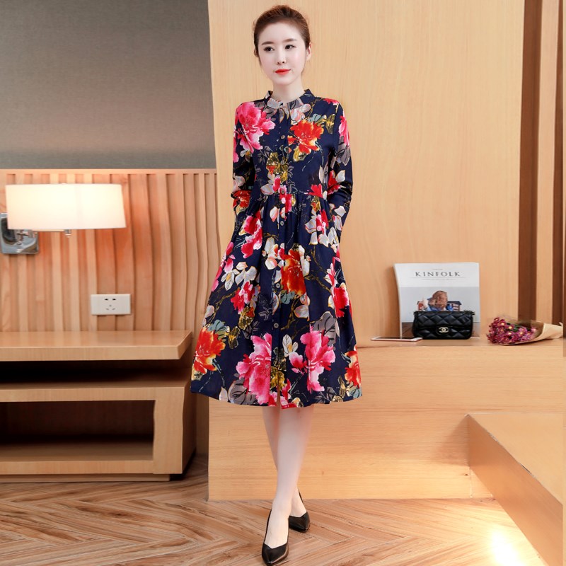 8 fall new national wind color dress with long sleeves 90% sleeves wide tight waist and bottom skirt to be thin