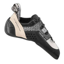 Hong Kong Direct Mail LA SPORTIVA Outdoor Mountaineering and Rock Climbing 30VNERO