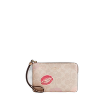 US Direct Mail COACH Iconic Canvas Corner Zipper Wristband with Lip Print CZ950 Gold Sand Color