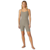 Hong Kong direct mail trendy luxury beyond yoga ladies Get section dye knight jumpsuit (Gear)