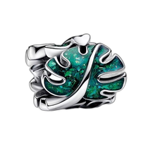 (Direct mail from the United States) pandora pendant