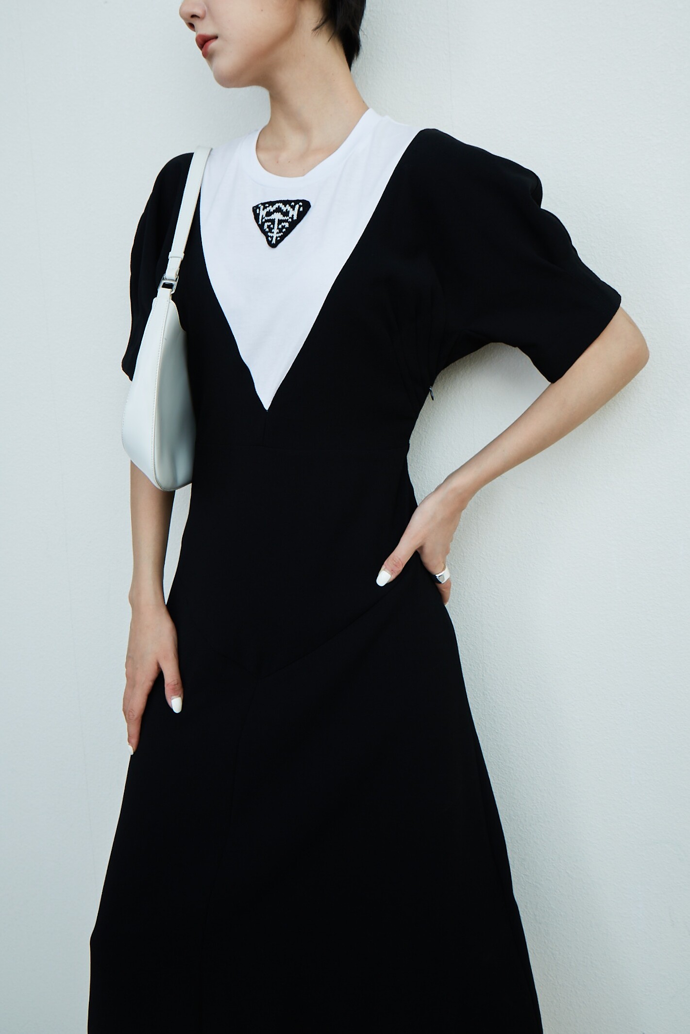 20,000 black and white splicing colour high leisure high waist and thin hexane temperament dress long skirt