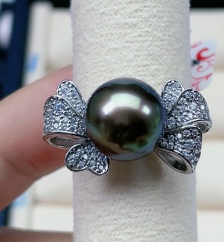 11.8mm seawater tahitian black pearl malachite green slightly flawed original color huge bright huge bright ring