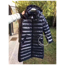 Женский пуховик 欧洲正品代购 moncler/蒙口 19秋冬新款 moka深蓝色中长款羽绒服