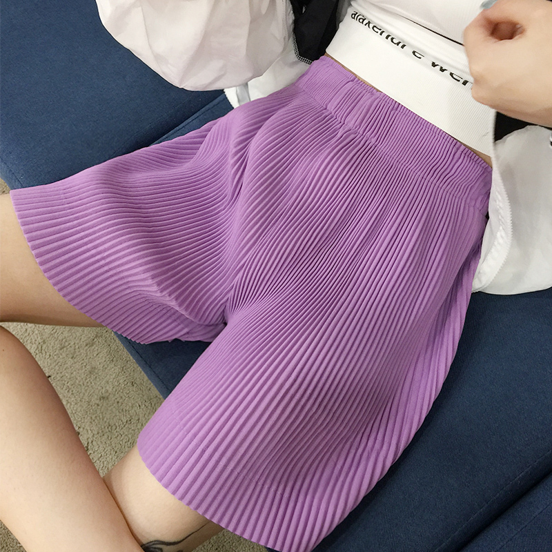 Women's Pleated Shorts, Summer Loose Skirt Pants, Five-Point Pants, Drapey, Plus Size, High-Waisted, Outerwear, Loose and Casual Style Women's Pleated Shorts, Summer Loose Skirt Pants, Five-Point Pants, Drapey, Plus Size, High-Waisted, Outerwear, Loose and Casual Style