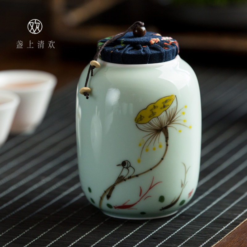Shangqing Qinghuan celadon hand-painted tea pot ceramic tea box tea storage pot retro home sealed pot Chinese accessories