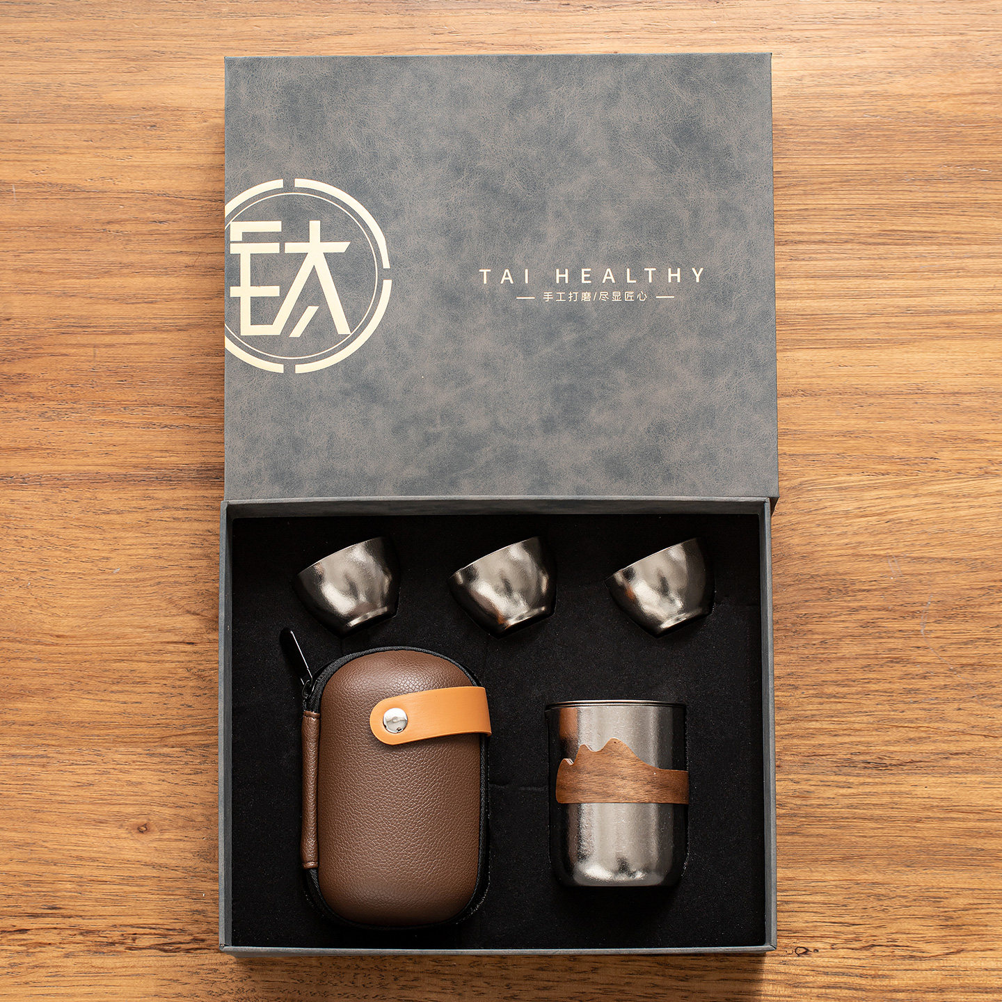 Pure titanium high-end travel tea set portable outdoor tea drinking equipment one pot three cups tea set gift