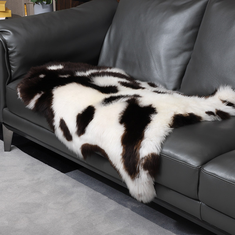 The whole sheepskin carpet pure wool sofa cushion fur one light luxury decoration bedroom bedside carpet bay window cushion