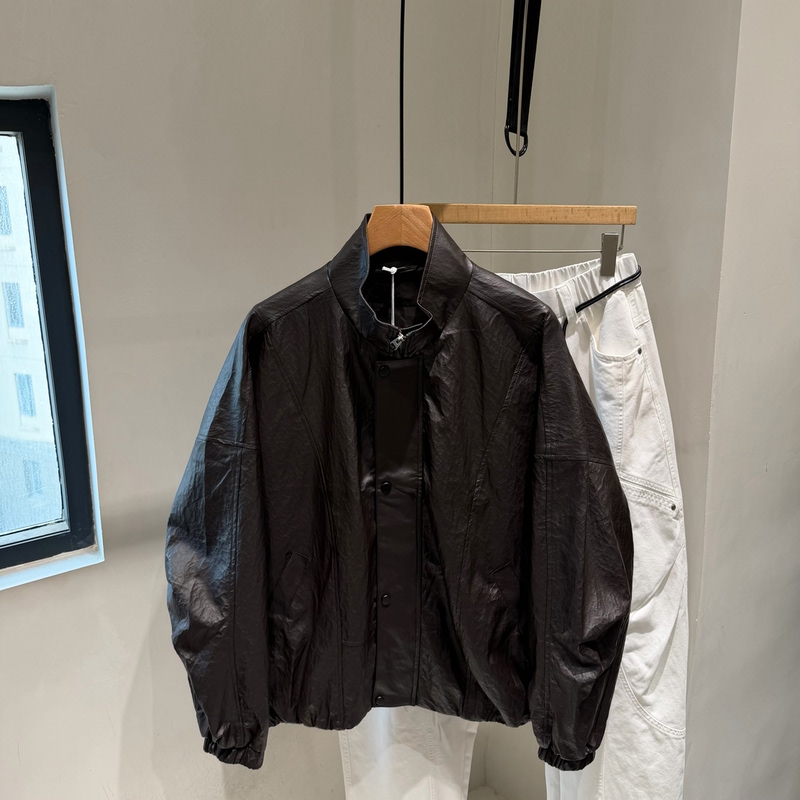 Introvert American High Street Style Tailored Design Pu Leather Jacket, Loose and Versatile, Cool and Stylish Outerwear Introvert American High Street Style Tailored Design Pu Leather Jacket, Loose and Versatile, Cool and Stylish Outerwear