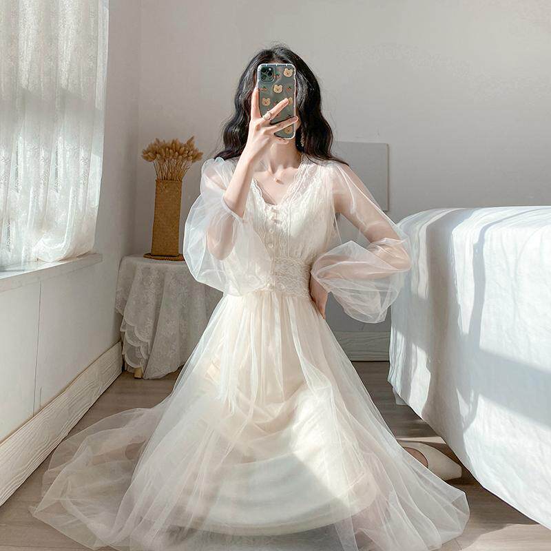 Hyky French style V collar dress Man fish Ji Princess Skirt Temperament Vintage Palace Wind Snowspinning 2022 New Fall