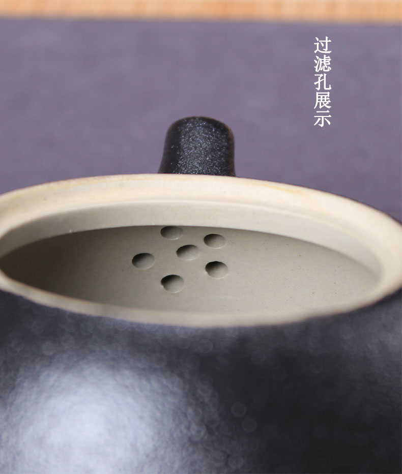 Black pottery teapot kung fu tea tea single pot of ceramic teapot Japanese household small filter tea in use