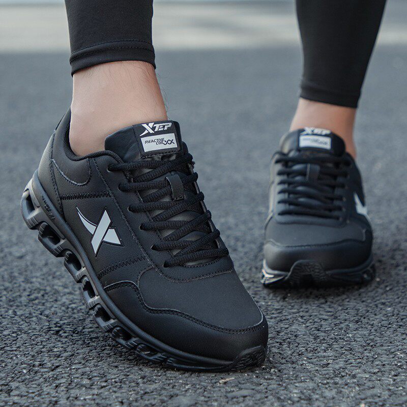 Xtep men's sneakers autumn brand leather surface waterproof pure black heightened casual shoes soft sole running shoes